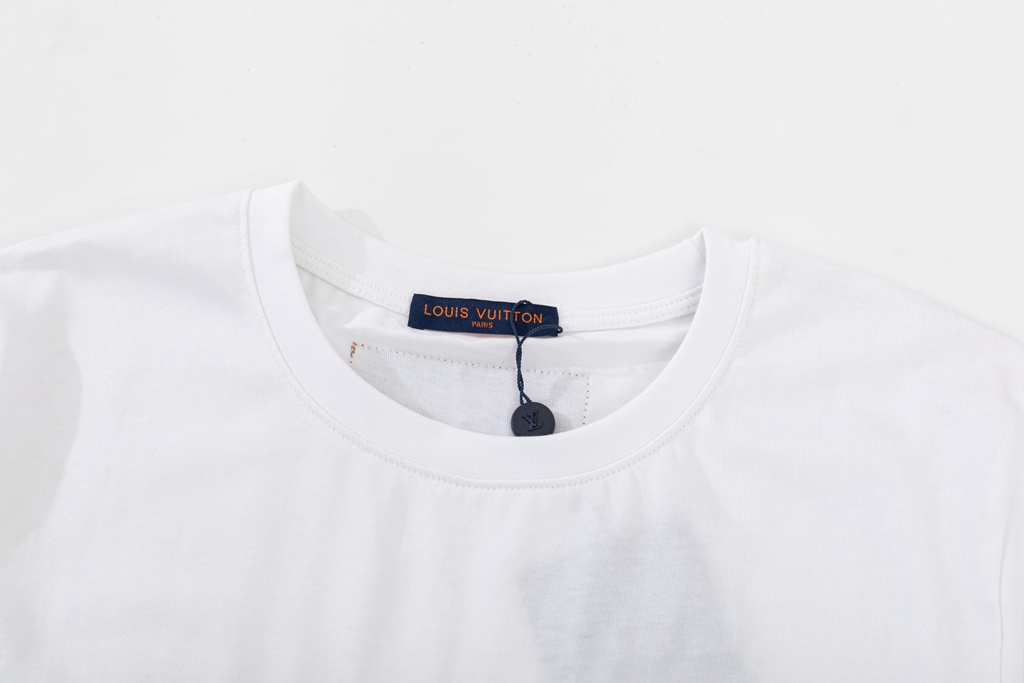 LV T-shirt